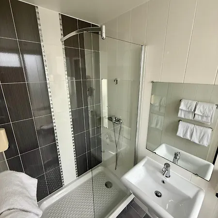 Hotel Richmond Gare Du Nord Parijs Buitenkant foto